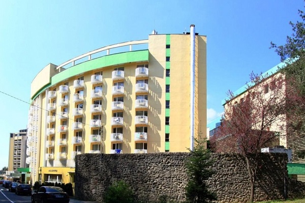 Hotel Alunis